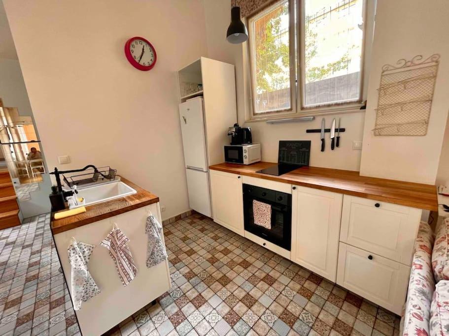 Knezits Spacious Ac Terrace Free Parking Budapest Exterior foto